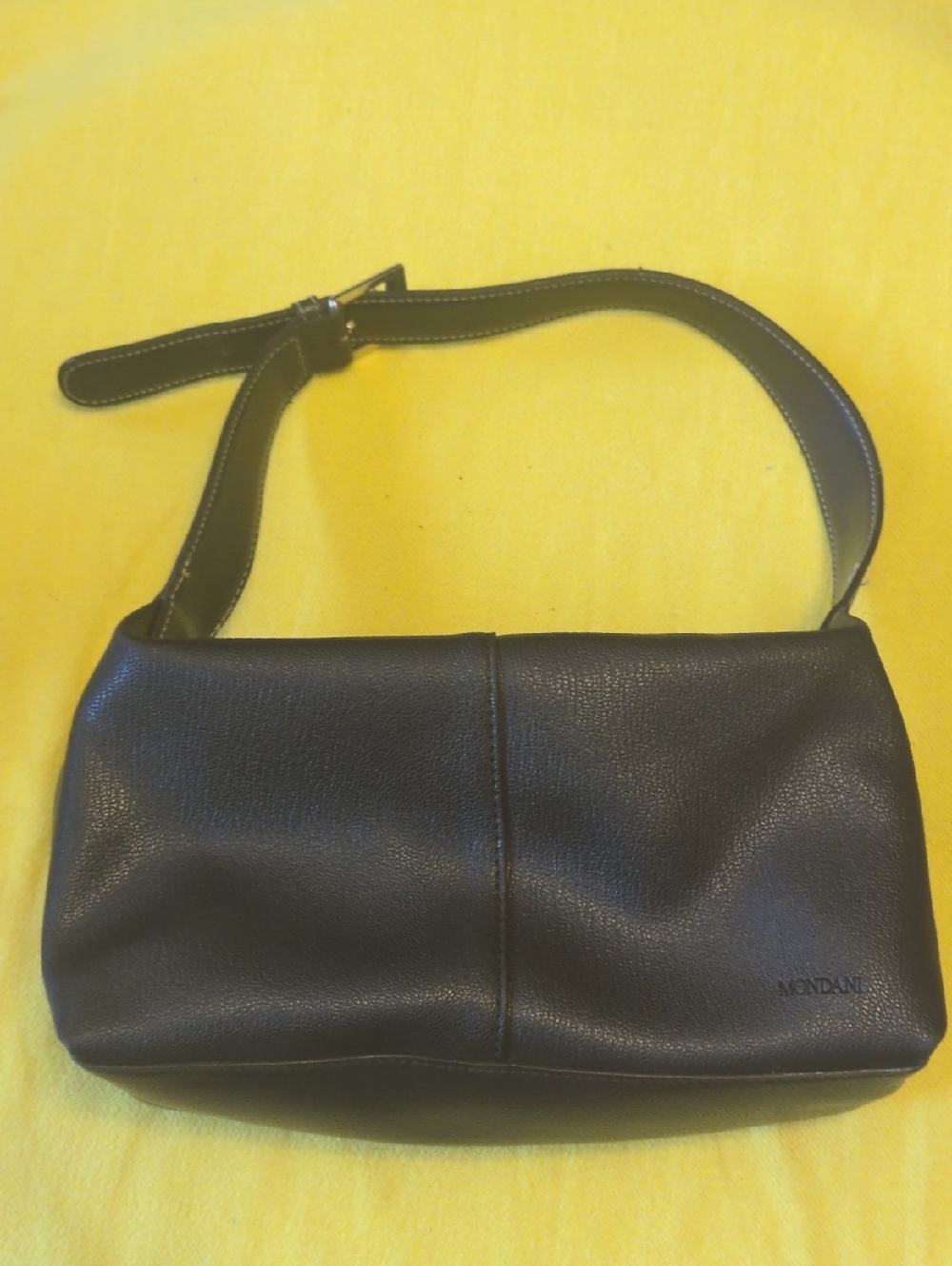 Mondani Black Leather Shoulder Bag with Adjustable Strap